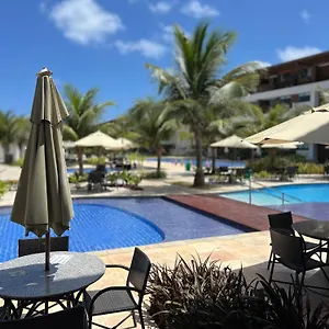 https://deluxe-cupe-beach-living.portodegalinhashotels.com